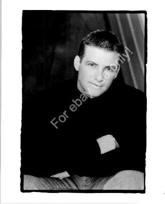 DOUG SAVANT Agency Photo Resume